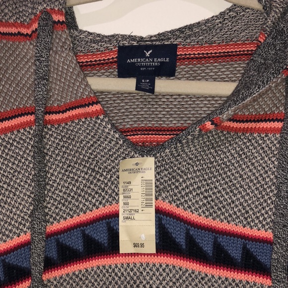 🆕 AEO Surf Poncho - Picture 2 of 8